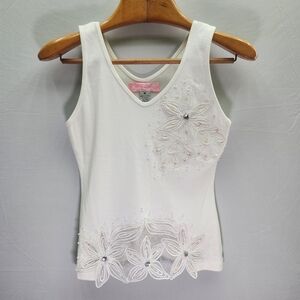 Y2K Sassy Thai 100% Cotton White Floral Embellished Tank Top.